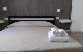 Cconforthotels R&B Gary House